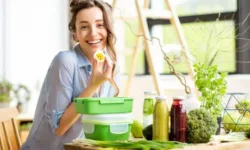 Чем перекусывать на работе, чтобы не набирать вес: советы и рецепты